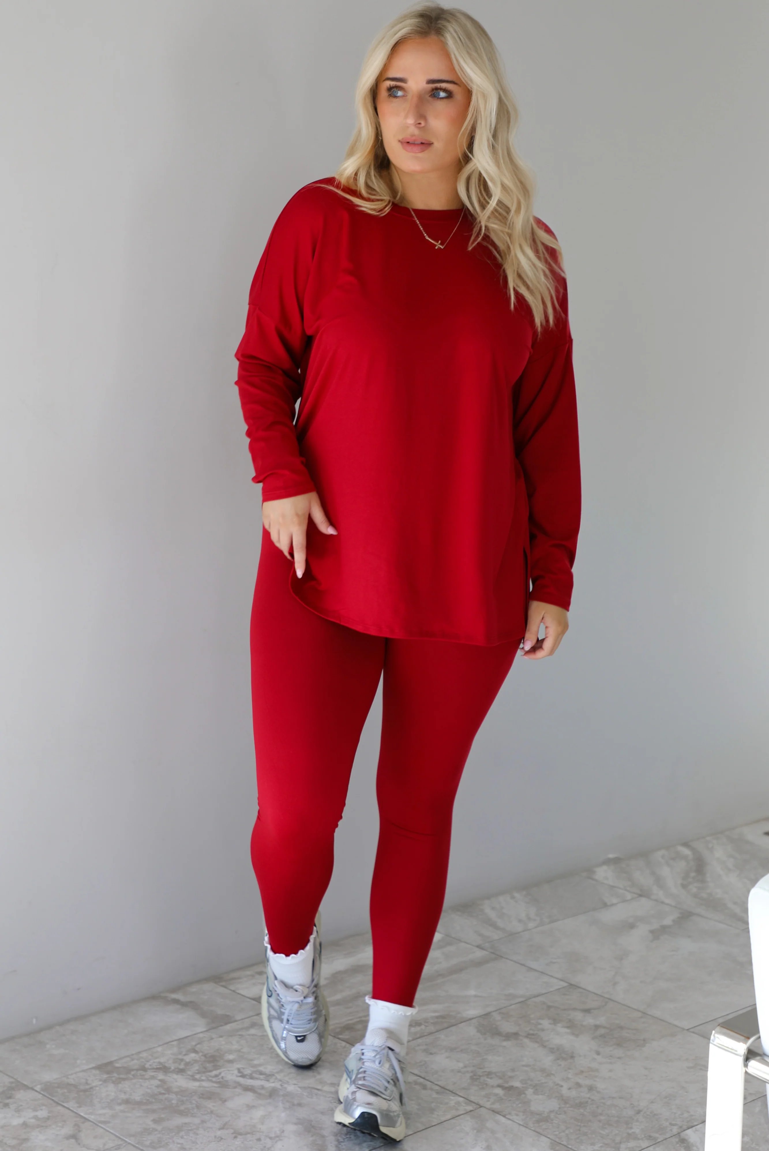 Just A Little Set: Red - Image 3