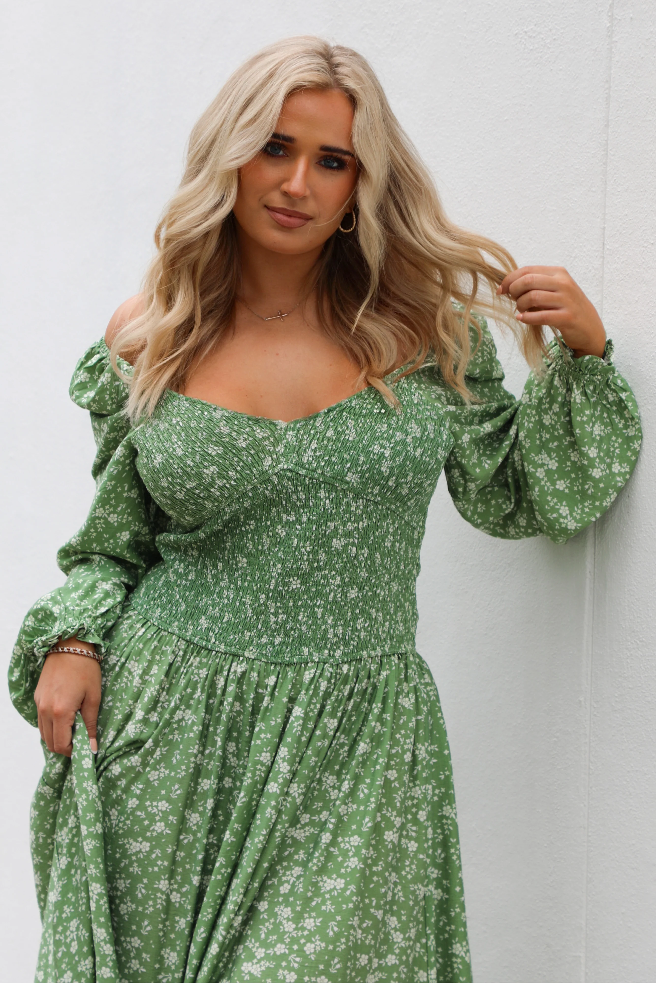 Pretty Florals Maxi Dress: Green/White - Image 3