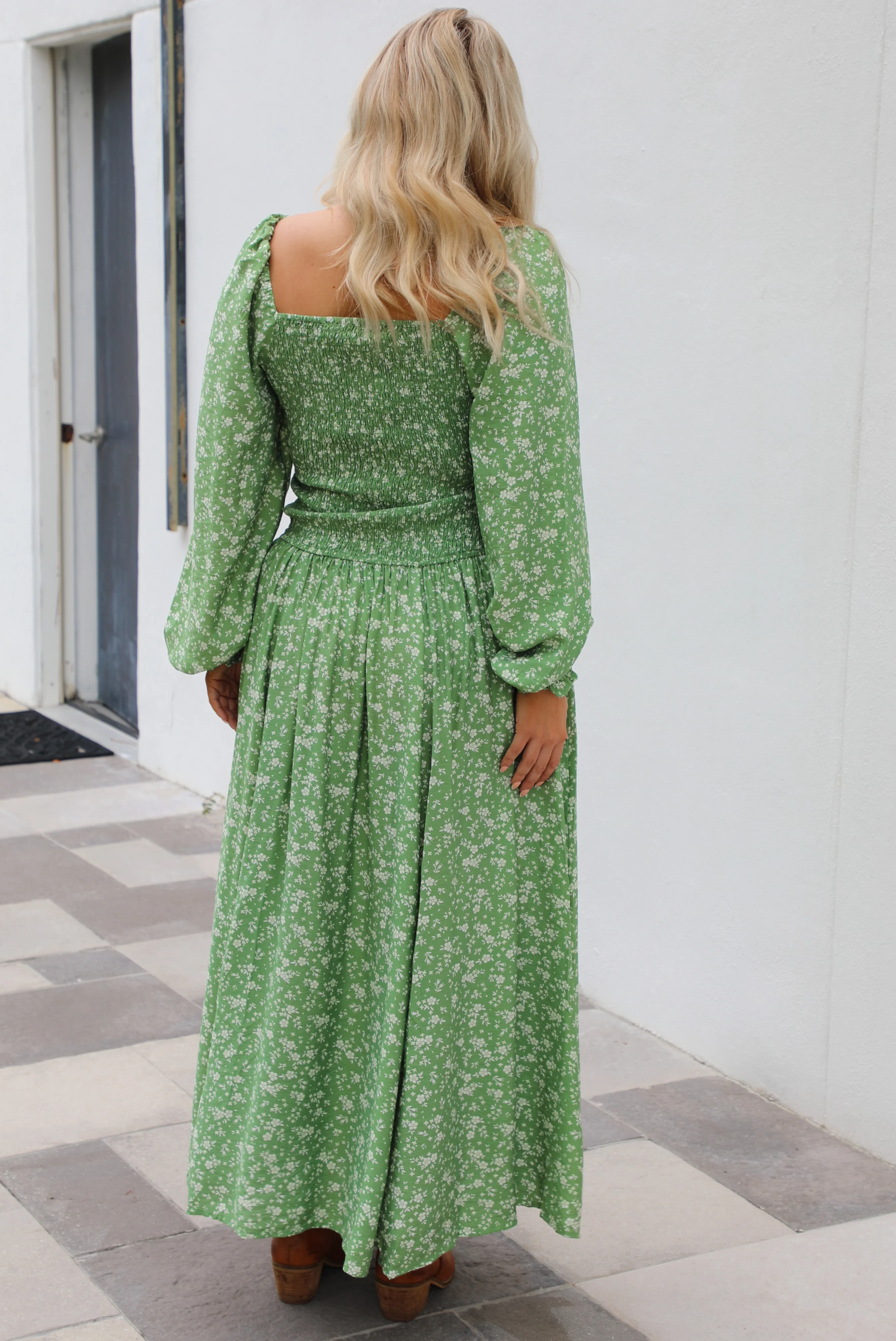 Pretty Florals Maxi Dress: Green/White - Image 4