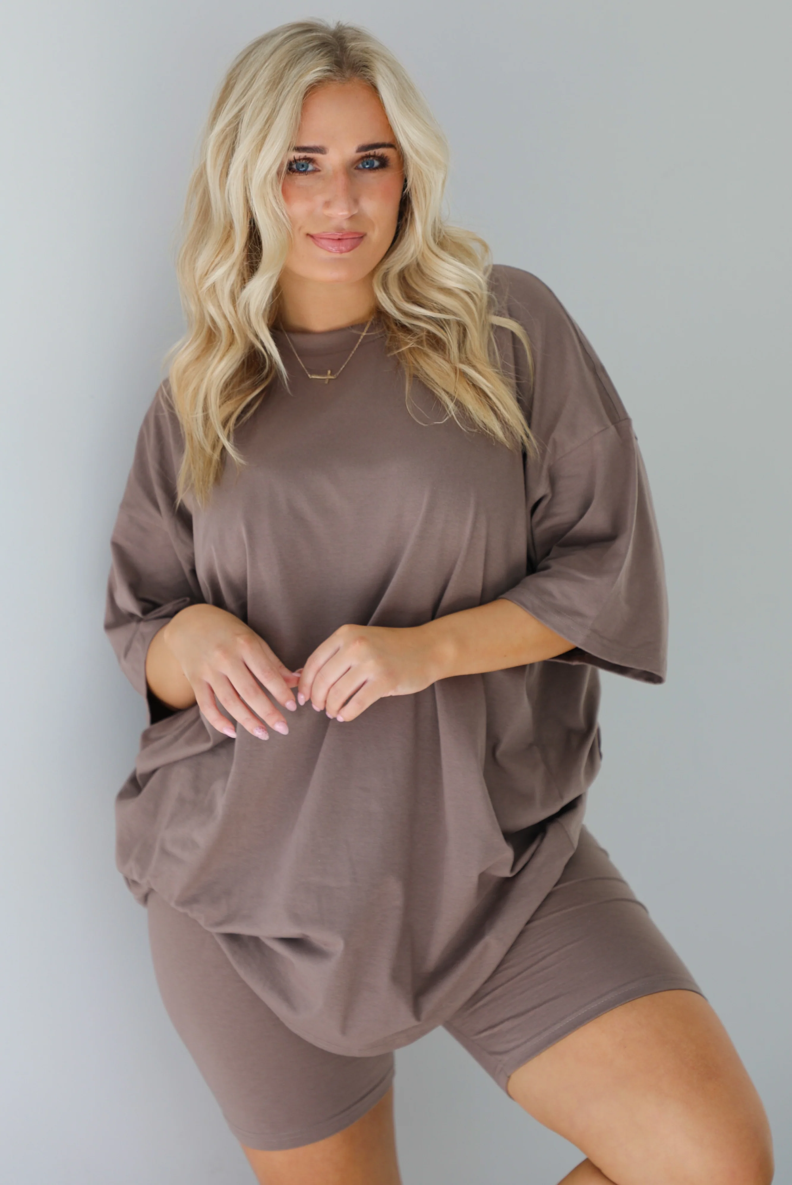 Running For Errands Set: Taupe - Image 5